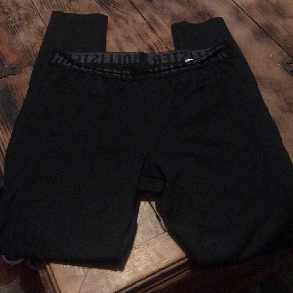 Hollister leggings size medium